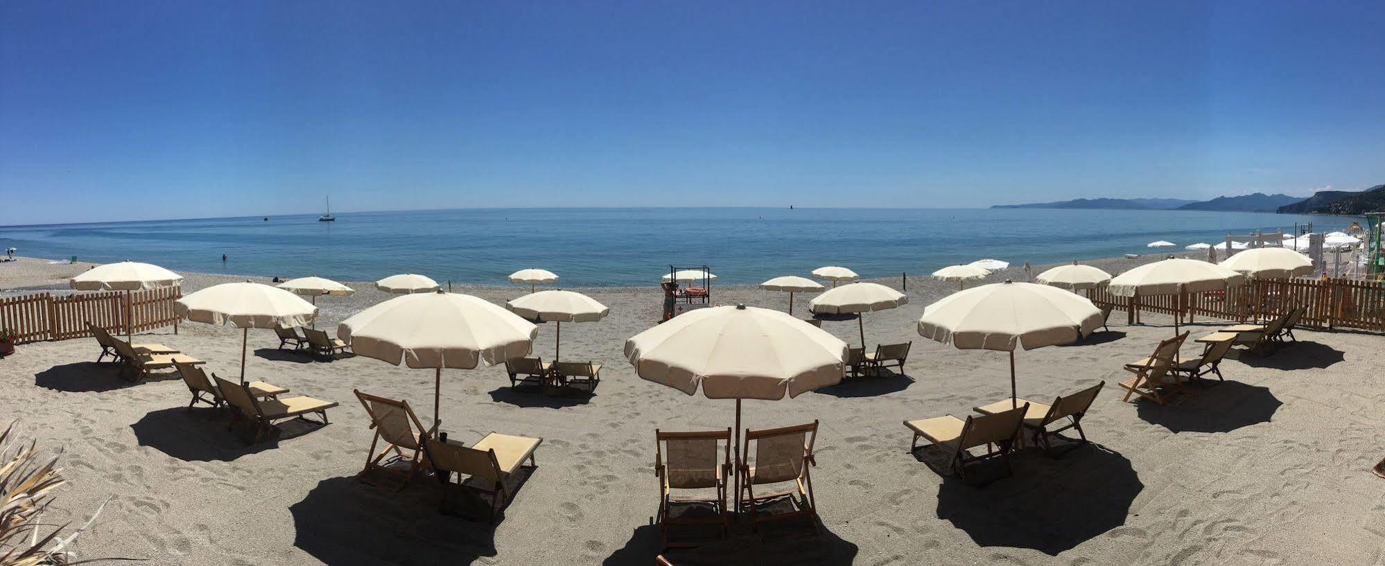 Miramare Di Varigotti Bagian luar foto