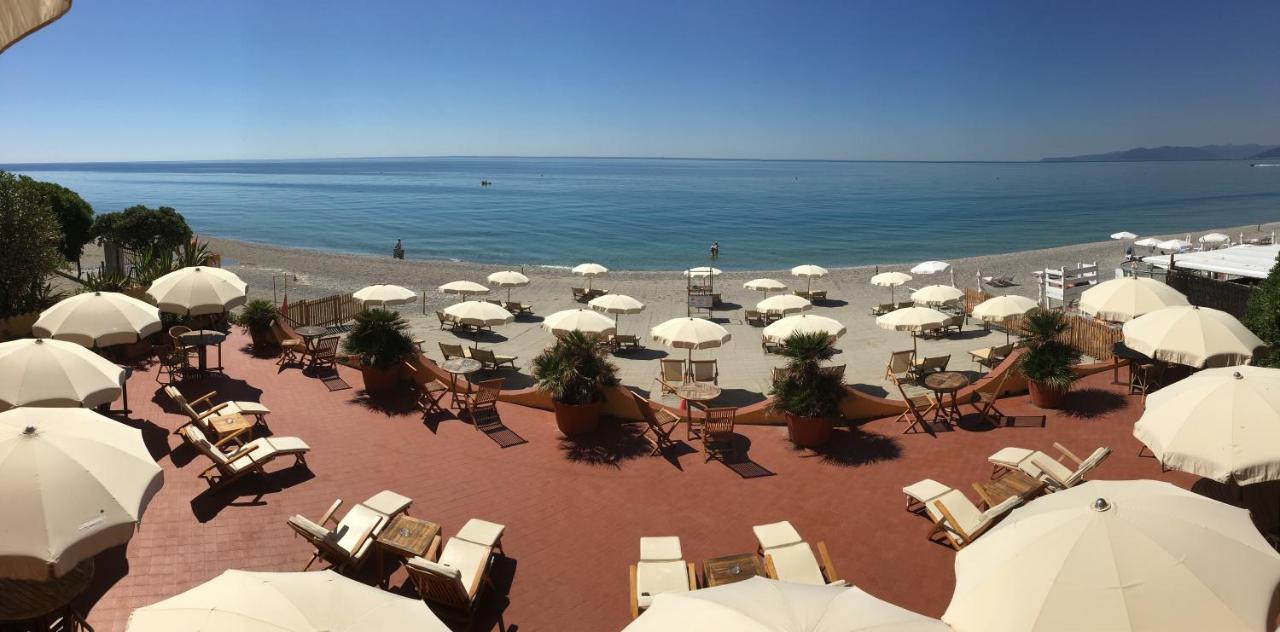 Miramare Di Varigotti Bagian luar foto