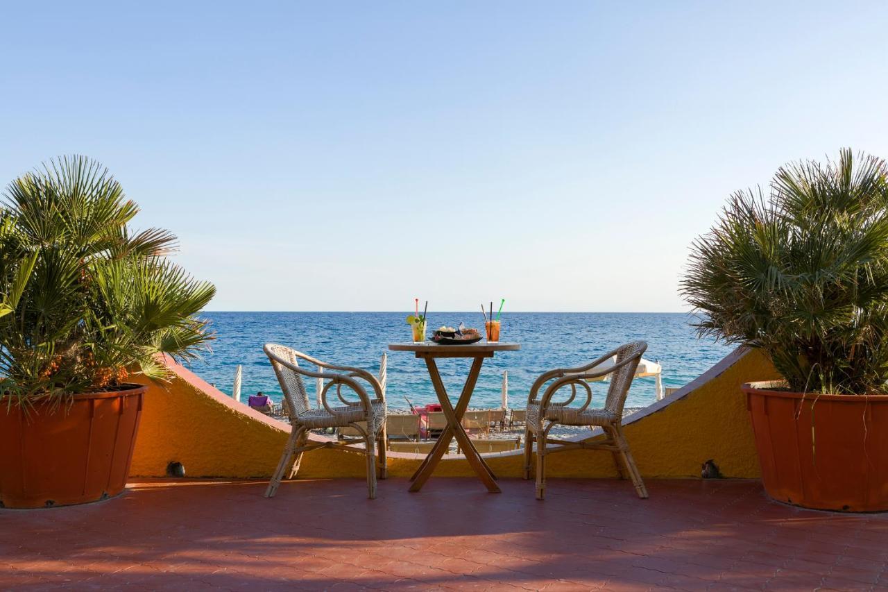 Miramare Di Varigotti Bagian luar foto